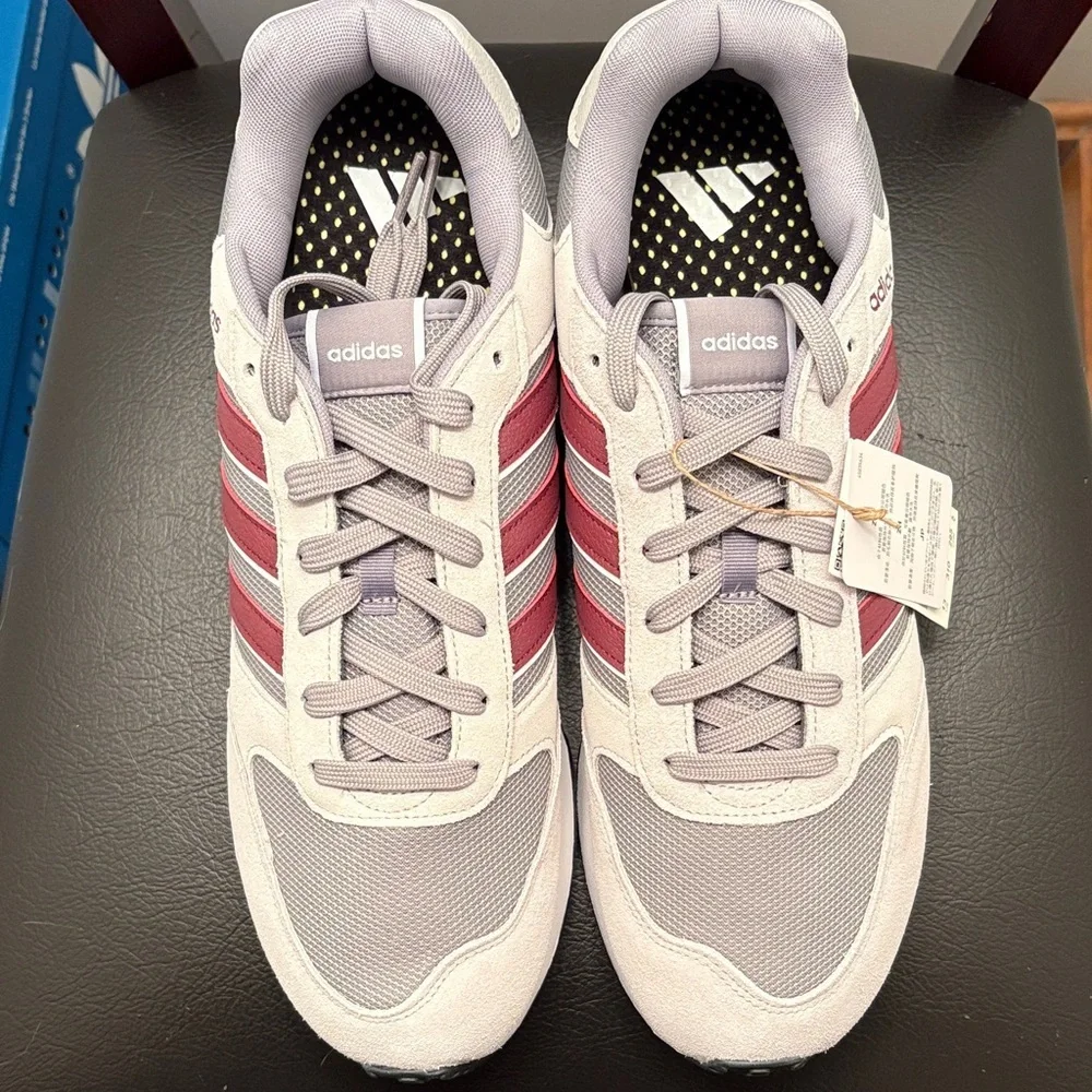 New Men’s‎ Adidas Run 80s Gray and Maroon Sneakers Size 13